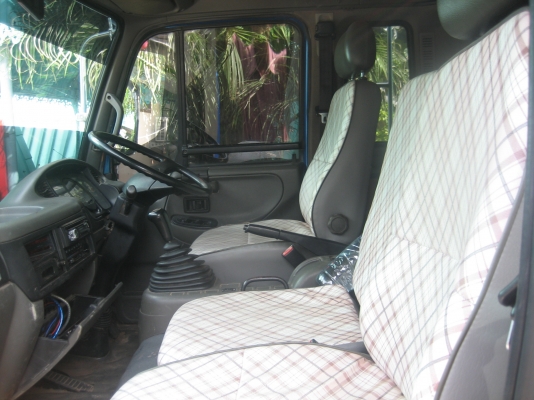 NISSAN  FE 6   เครื่อง 160 แรง  700,000 บาท