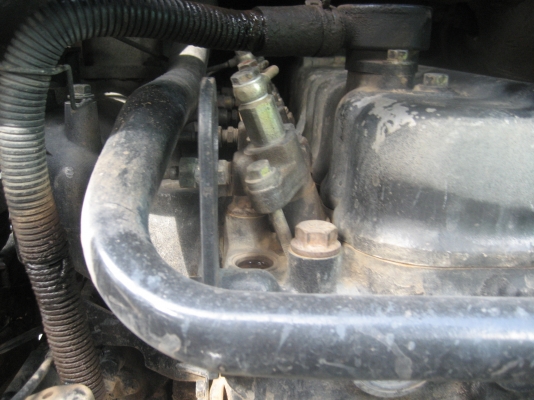 NISSAN  FE 6   เครื่อง 160 แรง  700,000 บาท