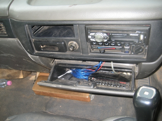 NISSAN  FE 6   เครื่อง 160 แรง  700,000 บาท