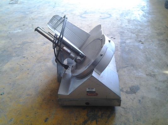 ขายเครื่องสไลด์หมู-เนื้อ ปรับความหนา-บางได้ตามใจชอบ เป็นมิเนียมทั้งตัว ขาย 4500 บาท