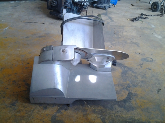 ขายเครื่องสไลด์หมู-เนื้อ ปรับความหนา-บางได้ตามใจชอบ เป็นมิเนียมทั้งตัว ขาย 4500 บาท