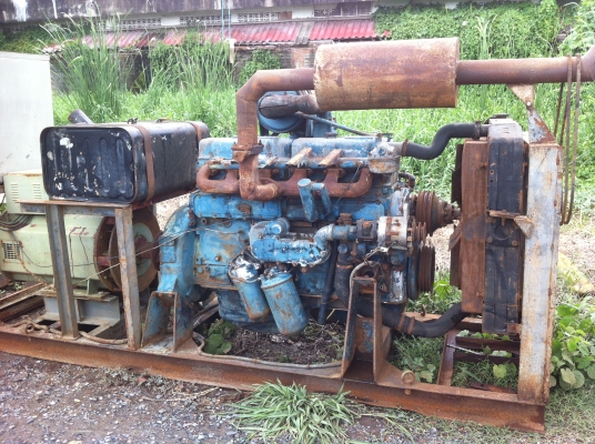 ขายเครื่องปั่นไฟPD6 2 ตัว ราคา180,000 ฿ ฮีโน่ 1 ตัว นิสสัน 1 ตัว ไดร์ 75 kw ไฟ 380 75k