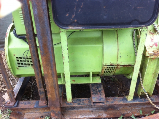 ขายเครื่องปั่นไฟPD6 2 ตัว ราคา180,000 ฿ ฮีโน่ 1 ตัว นิสสัน 1 ตัว ไดร์ 75 kw ไฟ 380 75k