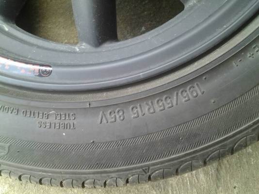 ขายล้อกล้วยขอบ15 195-55-15