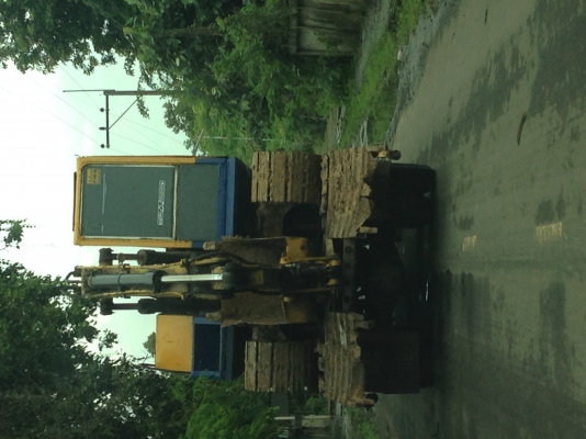 ขายรถแมคโค KOMATSU 120 รุ่น 3 ราคา 370,000