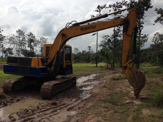ขายรถแมคโค KOMATSU 120 รุ่น 3 ราคา 370,000