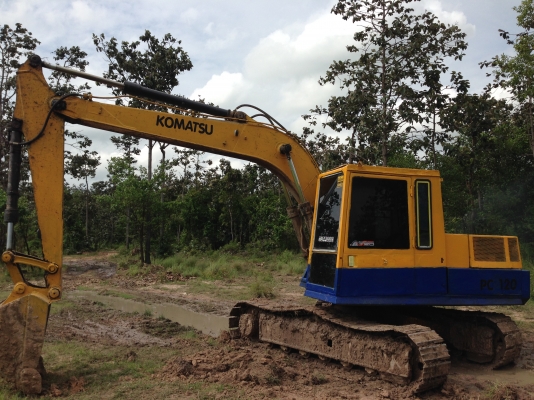 ขายรถแมคโค KOMATSU 120 รุ่น 3 ราคา 370,000