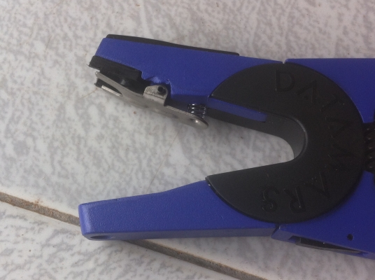 คีมบีบติดแท็กเอกนกประสงค์ DATAMARS ใช้งานได้หลายประเภท ผลิตที่สวิตเซอร์แลนด์(มีเยอะมาก)