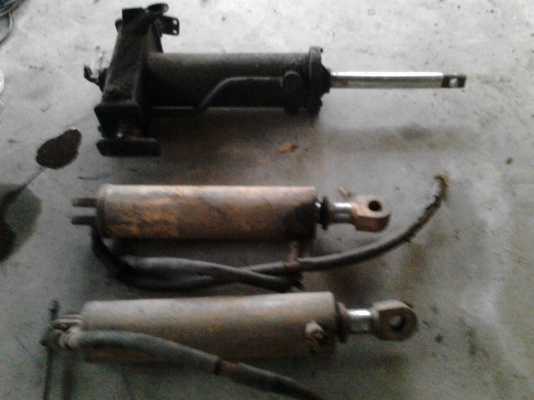 ขายกระบอกไฮดรอลิค ขายกระบอกไฮดรอลิค