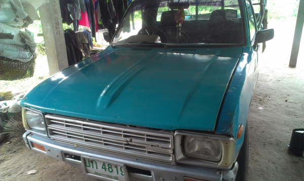 ขายด่วนโตโยต้า RN40