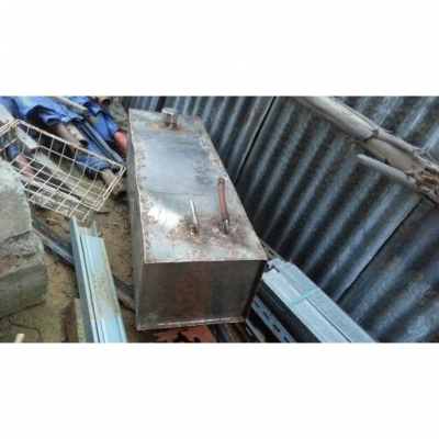 ถังน้ำมัน เรือแสตนเลส 70 ลิตร