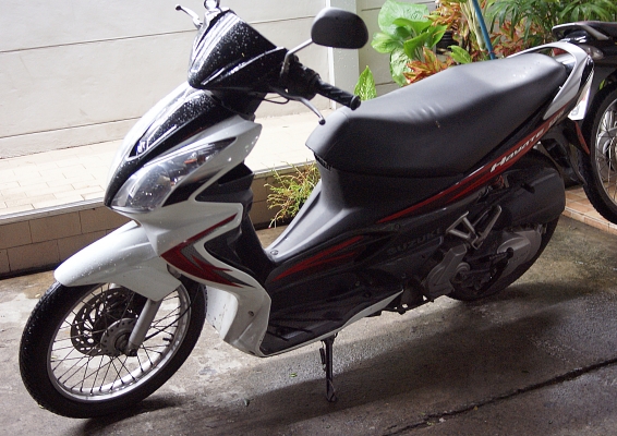 ลดเหลือ 12,500บาท suzuk hayate 125 cc ลดเหลือ 12,500บาท suzuk hayate 125 cc