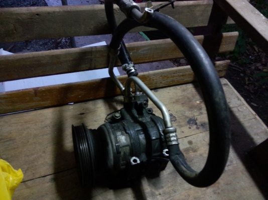 ขาย ไดชาทร์ กับ คอมแอร์ โตโยต้าโคโลน่าเครื่อง2.0 ระหัส3s-FE ราคา3000