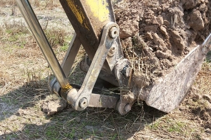 ***ขายแล้วครับขอบคุณ Truck2hand ขายดาวน์เปลี่ยนสัญญา แบคโฮ KOBELCO Mark3 sk120 LP-06137 ไฟฟ้าตัด เหลือมอร์เตอร์คันเร่ง เครื่องเดิมปั้มเดิม เครื่อง ISUZU 4BG1-125HP แน่นดี แรง แห้งดี ปั้มดี ทำงานดีไม่โหลด เอวแน่นดี ช่วงล่างดี70-80\% แทรกดีครบ โรลเลอร์ดี โซ่