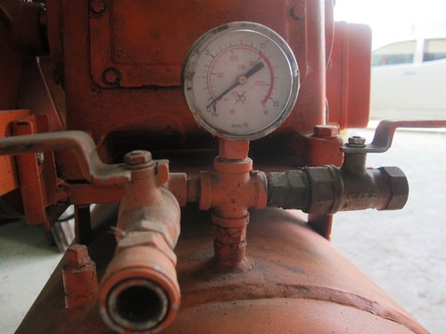 ขายปั๊มลมญี่ปุ่น FUJI FTS 3แรงใช้ไฟบ้าน220โวลท์