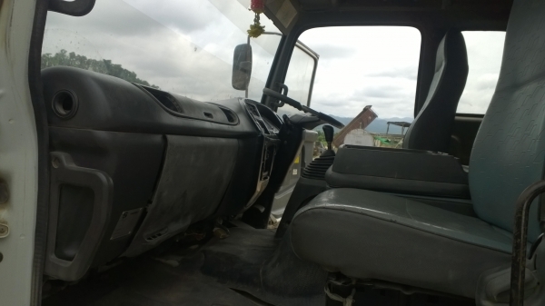 (270แรงมี3คัน..ลงใหม่) ปี*2006มี2คัน ปี2004มี1คัน..ชัดเจน...รถต้องเก็บซ่อมบ้าง..ใช้งานอยู่ที่เหมืองทุกว้น