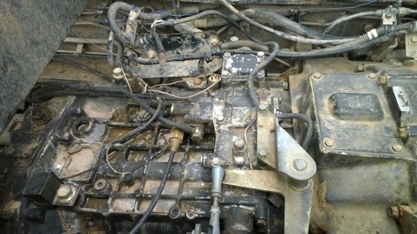 (270แรงมี3คัน..ลงใหม่) ปี*2006มี2คัน ปี2004มี1คัน..ชัดเจน...รถต้องเก็บซ่อมบ้าง..ใช้งานอยู่ที่เหมืองทุกว้น