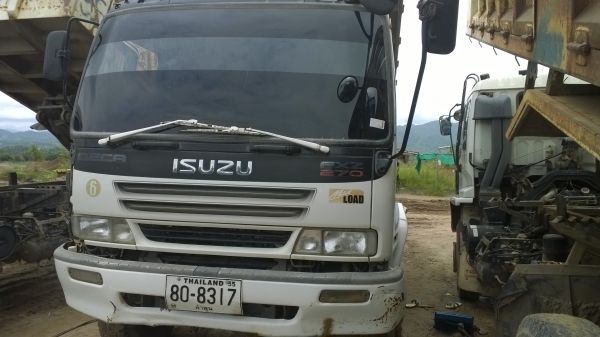 (270แรงมี3คัน..ลงใหม่) ปี*2006มี2คัน ปี2004มี1คัน..ชัดเจน...รถต้องเก็บซ่อมบ้าง..ใช้งานอยู่ที่เหมืองทุกว้น