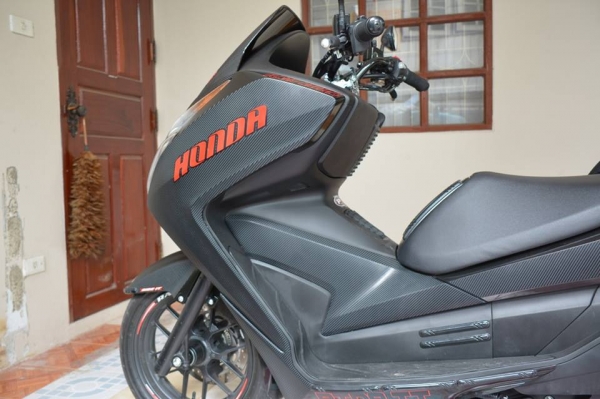 ขาย HONDA FORZA 300 ปี 57 รถสีดำ