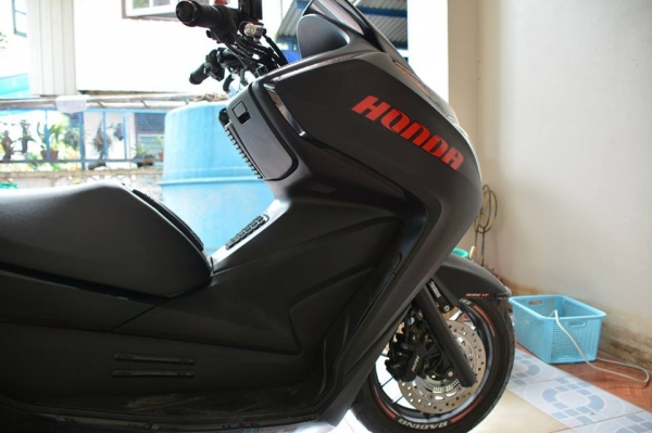 ขาย HONDA FORZA 300 ปี 57 รถสีดำ