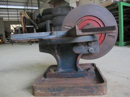 เครื่องมือไสงาน เจียรงานของเก่านอกสวยแปลก ใช้งานได้ดี