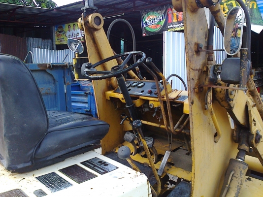 รถตักล้อยาง komatsu sd10-3 รถตักล้อยาง komatsu sd10-3