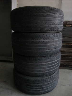 ขายยางYOKOHAMA ขนาด225x55x16r 1ชุด4เส้น