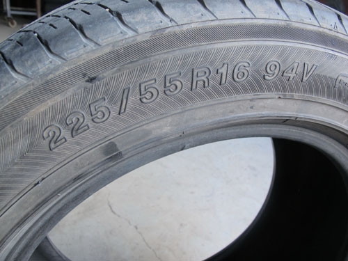 ขายยางYOKOHAMA ขนาด225x55x16r 1ชุด4เส้น