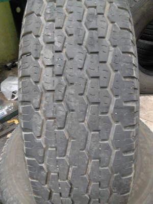 225/70R15  DEESTONE PAYAK R403  มี 2 เส้น TEL.081-427-3941