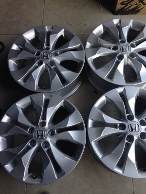 ขายล้อแม็ก Honda accord CRV ขอบ 17 5 รู
