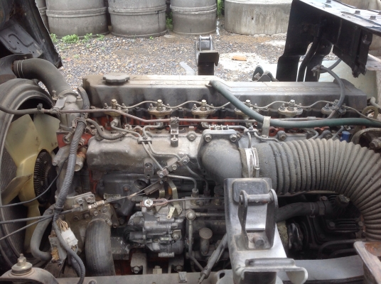 ขายรถโม่ปูน  ขนาด  2.5  คิว  ISUZU  195  แรงม้า เครื่อง 6HE1