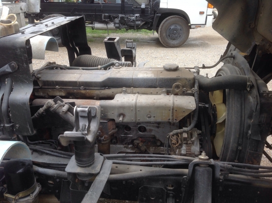 ขายรถโม่ปูน  ขนาด  2.5  คิว  ISUZU  195  แรงม้า เครื่อง 6HE1