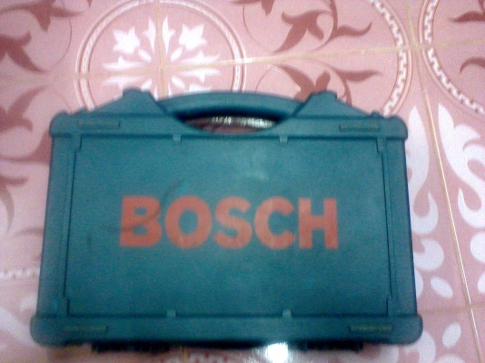 จิ๊กซอบอสพร้อมกล่องพร้อมใช้ของแท้สภาพสวยๆครับตัวนี้บอสแท้ครับพร้อมกล่องและใบเลื่อยพร้อมใช้งานสภาพ 90 เปอร์เซนต์ครับราคานี้คุ้มมากครับ