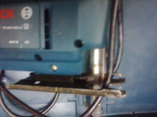 จิ๊กซอบอสพร้อมกล่องพร้อมใช้ของแท้สภาพสวยๆครับตัวนี้บอสแท้ครับพร้อมกล่องและใบเลื่อยพร้อมใช้งานสภาพ 90 เปอร์เซนต์ครับราคานี้คุ้มมากครับ