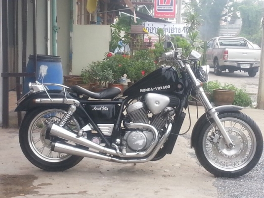 วุฒินนบุรี// ขาย ฮอนด้า VRX400 แต่งสวยๆเครื่องดีทะเบียนพร้อมโอนภาษีครบ