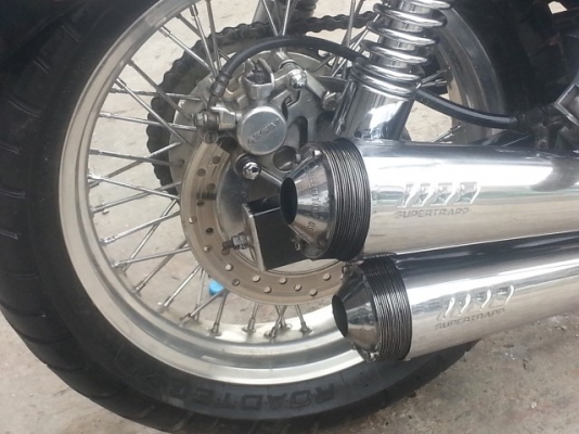 วุฒินนบุรี// ขาย ฮอนด้า VRX400 แต่งสวยๆเครื่องดีทะเบียนพร้อมโอนภาษีครบ