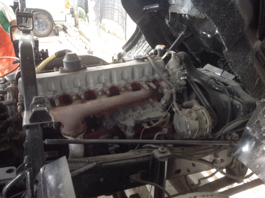 ขายรถโม่ปูน  HINO  FC  195  แรงม้า  เครื่อง HO7D ราคา  1,300,000  บาท