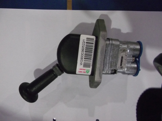 ขายฝา UD CWM 454 สภาพดี อะไหล่ SINO TRUCK และระบบลมรถยุโรปราคาถูก