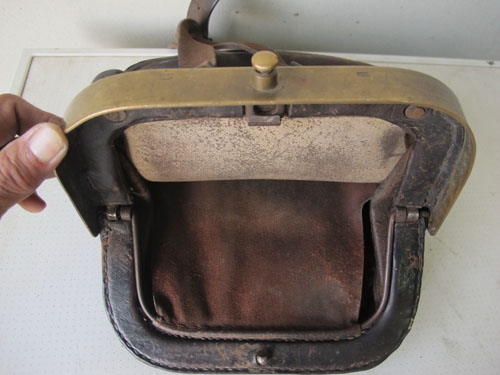 ขายกระเป๋าหนังแท้เก่าโบราณอายุร่วมร้อยปี ของนอกแท้ๆงานHandmade