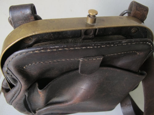 ขายกระเป๋าหนังแท้เก่าโบราณอายุร่วมร้อยปี ของนอกแท้ๆงานHandmade