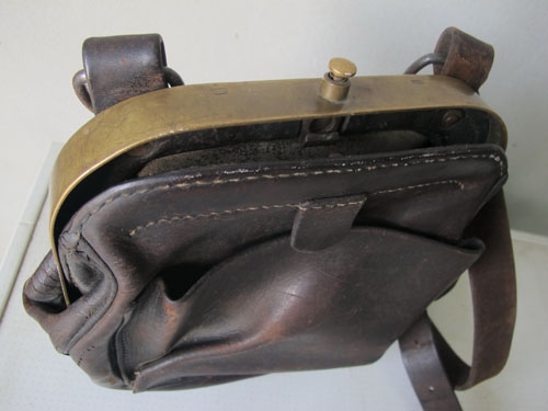 ขายกระเป๋าหนังแท้เก่าโบราณอายุร่วมร้อยปี ของนอกแท้ๆงานHandmade