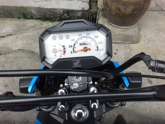 zoomer x  ปี 57   รถหลุดจำนำ รถบ้าน สวย  เครื่องแน่น  วิ่ง 8,xxx กว่ากิโล