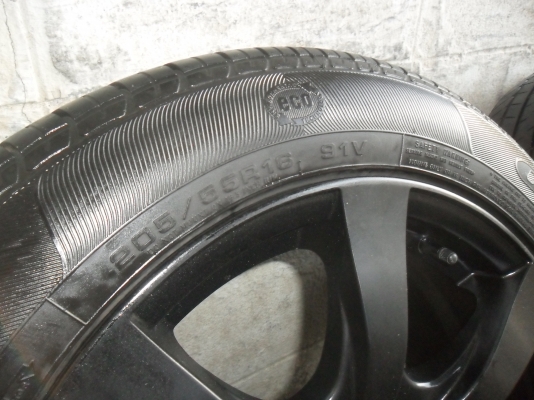 ล้อแม็ก 16นิ้ว 4รู100 พร้อมยาง 205/55R16 สวยๆ 4 ล้อ ราคา 5500 บาท