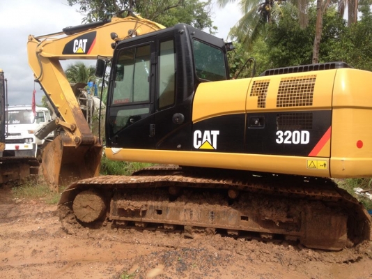 ขายดาวน์ รถแบคโฮ CAT  320 D