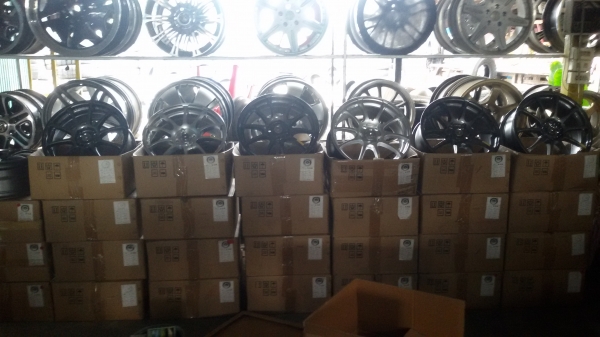 ขายล้อใหม่ขอบ17ชุดละ7500