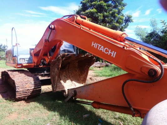 HITACHI ZX200 เครื่องเดิม ปั้มเดิม แอร์เย็น ไฟฟ้าครบ เอกสารอินวอย พร้อมจดทะเบียน