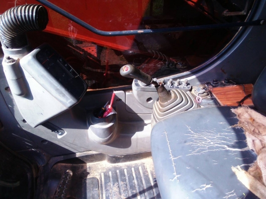 HITACHI ZX200 เครื่องเดิม ปั้มเดิม แอร์เย็น ไฟฟ้าครบ เอกสารอินวอย พร้อมจดทะเบียน HITACHI ZX200 เครื่องเดิม ปั้มเดิม แอร์เย็น ไฟฟ้าครบ เอกสารอินวอย พร้อมจดทะเบียน