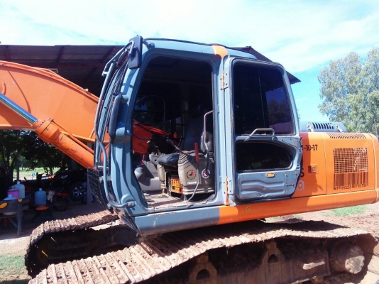 HITACHI ZX200 เครื่องเดิม ปั้มเดิม แอร์เย็น ไฟฟ้าครบ เอกสารอินวอย พร้อมจดทะเบียน HITACHI ZX200 เครื่องเดิม ปั้มเดิม แอร์เย็น ไฟฟ้าครบ เอกสารอินวอย พร้อมจดทะเบียน
