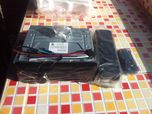 ขาย kenwood kdc-u356b ของใหม่ ไม่เคยใช้ 2300 บาท ขาย kenwood kdc-u356b ของใหม่ ไม่เคยใช้ 2300 บาท