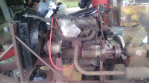 ขายเครื่องc190อิซุซุ พร้อมปั้มปั้มสูบน้ำริค มีล้อลากจูงพร้อม ขายเครื่องc190อิซุซุ พร้อมปั้มปั้มสูบน้ำริค มีล้อลากจูงพร้อม